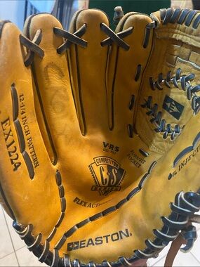 Baseball Glove Easton Left Hand Throw
